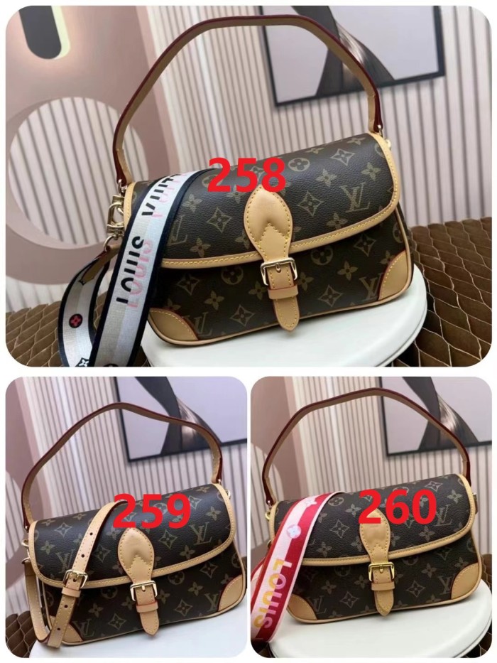Canvas  leather  bag ,5A,size 24x15x9cm, no box, B110-258-260
