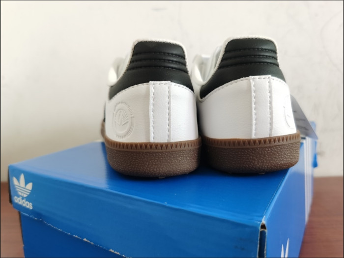 Women men OG Black White runner sneaker shoes, with box,size 36-47，SS60-2530