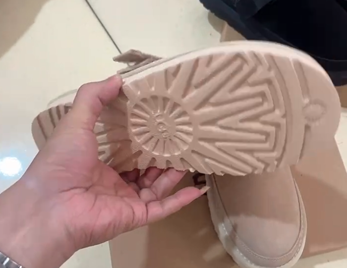 Women flat shoes,size 36-42，SS60-2532-2534