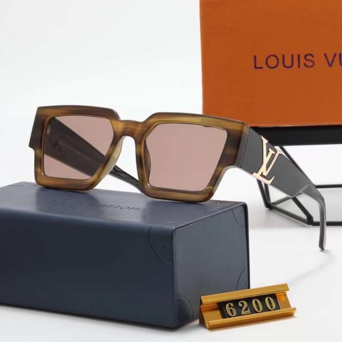Blue light blocking sunglasses with the box and case ,G25-111-116