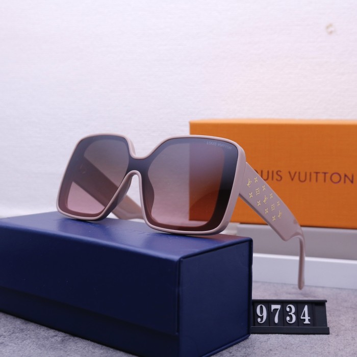 Blue light blocking sunglasses with the box and case ,G25-12-18