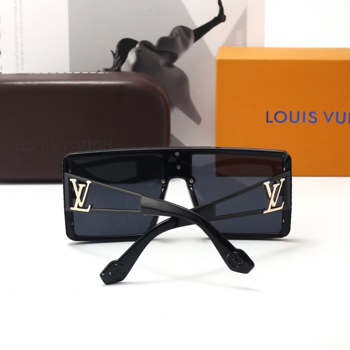 Blue light blocking sunglasses with the box and case ,G25-99-103