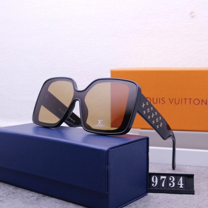 Blue light blocking sunglasses with the box and case ,G25-12-18