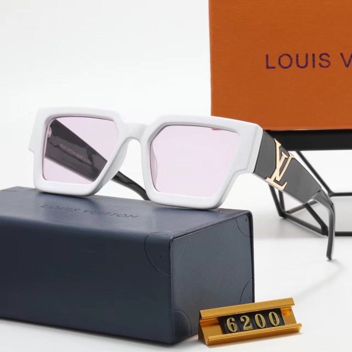 Blue light blocking sunglasses with the box and case ,G25-111-116