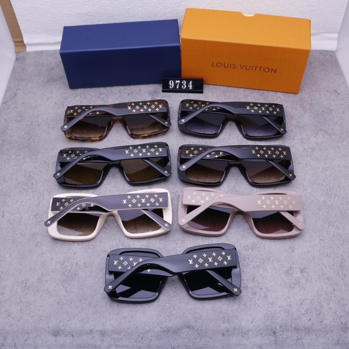 Blue light blocking sunglasses with the box and case ,G25-12-18