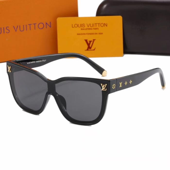 Blue light blocking sunglasses with the box and case ,G25-25-30