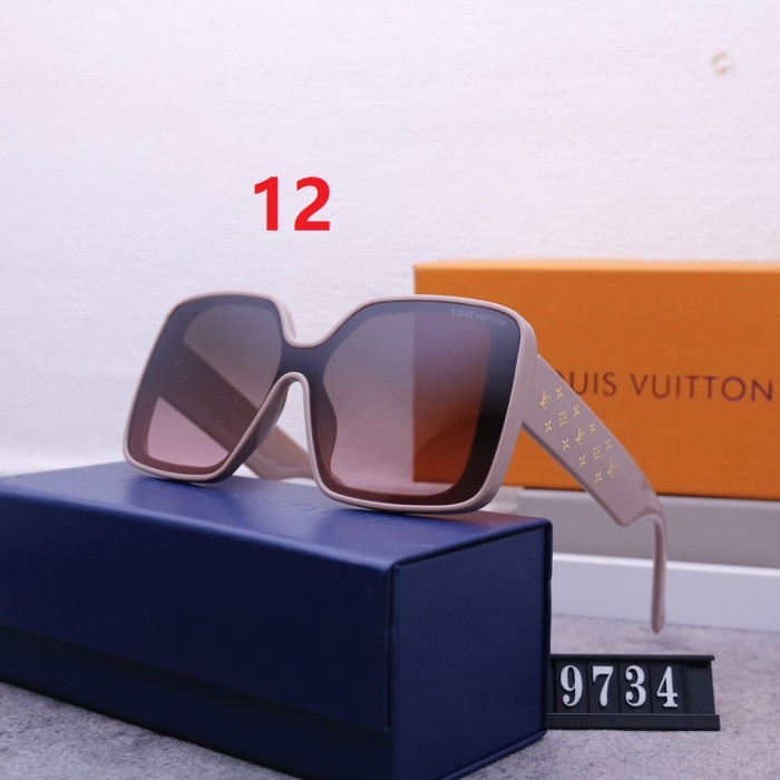 Blue light blocking sunglasses with the box and case ,G25-12-18