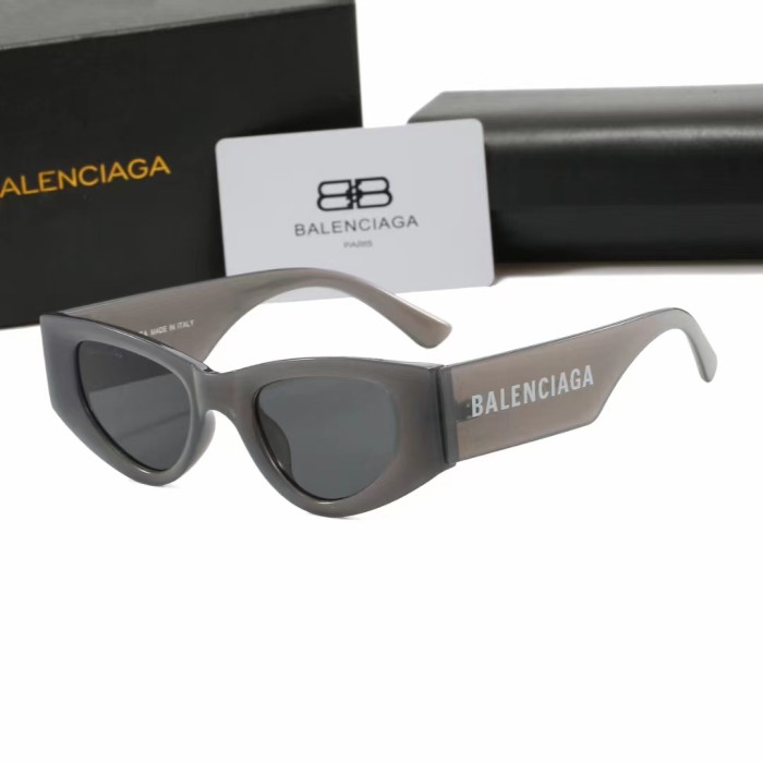 Blue light blocking sunglasses with the box and case ,G25-138-143