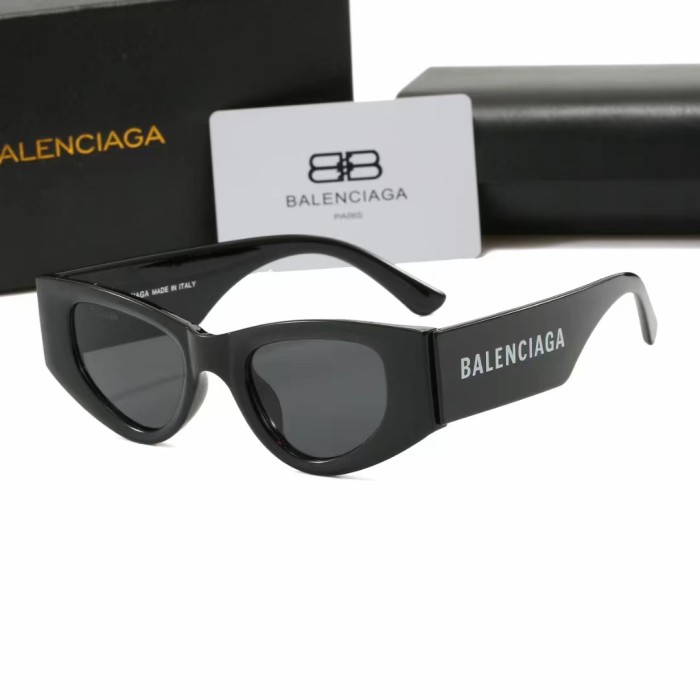 Blue light blocking sunglasses with the box and case ,G25-138-143