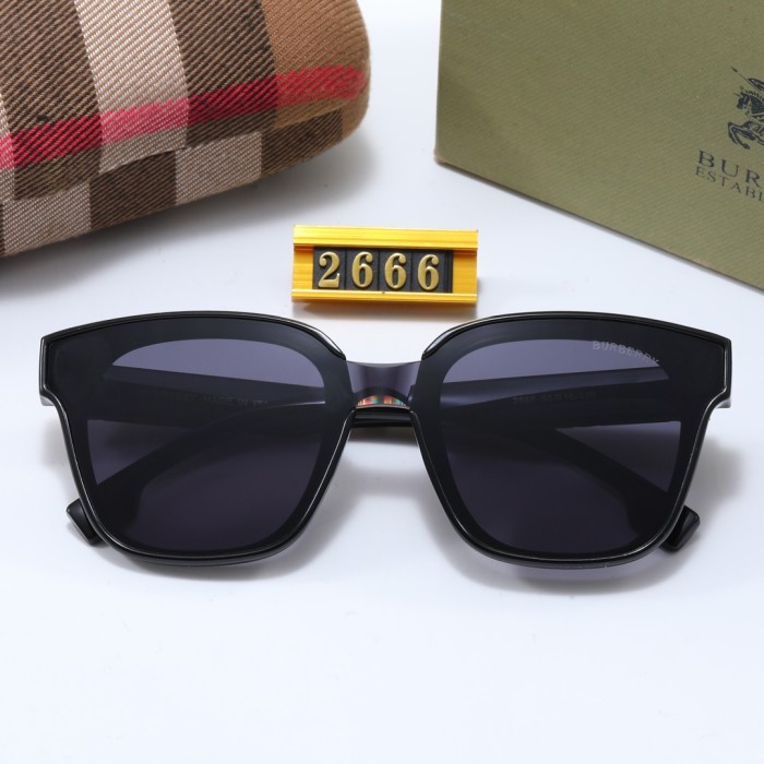 Blue light blocking sunglasses with the box and case ,G25-126-132