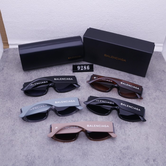 Blue light blocking sunglasses with the box and case ,G25-150-154