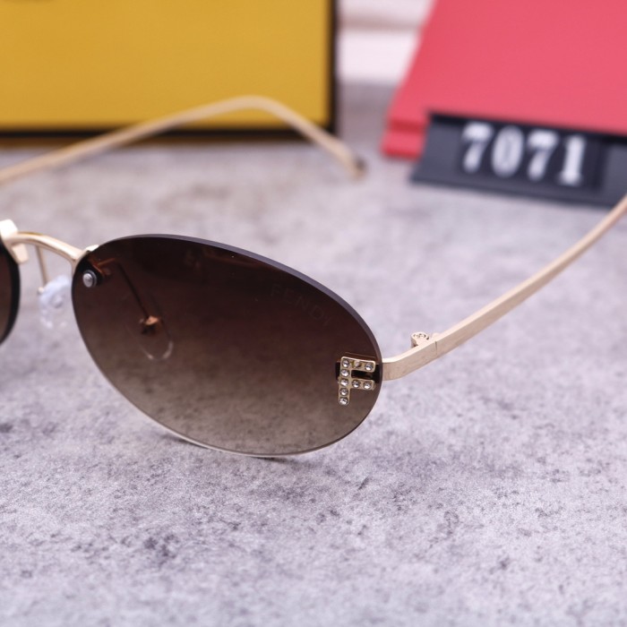 Blue light blocking sunglasses with the box and case ,G25-234-240