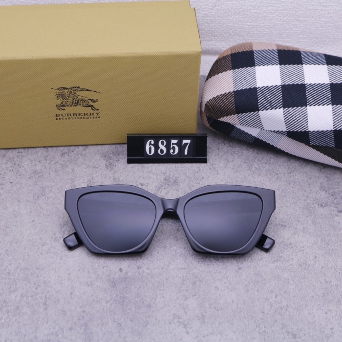 Blue light blocking sunglasses with the box and case ,G25-133-137