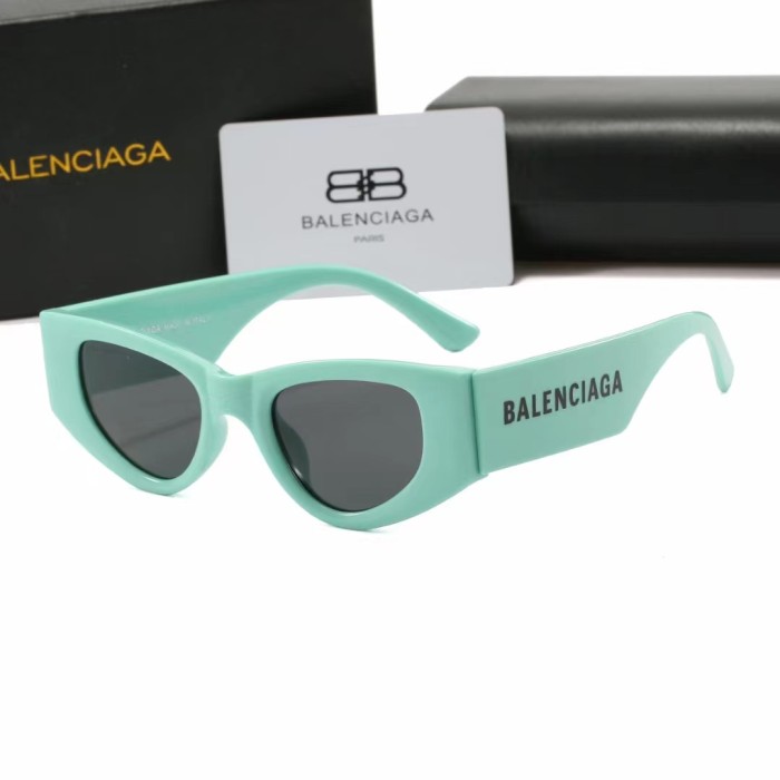 Blue light blocking sunglasses with the box and case ,G25-138-143