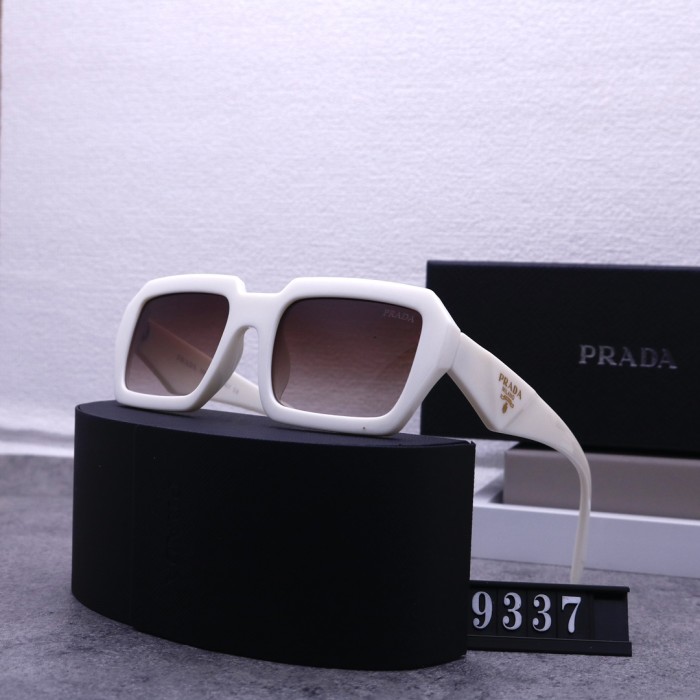 Blue light blocking sunglasses with the box and case ,G25-144-149