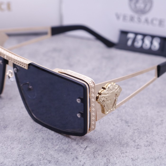 Blue light blocking sunglasses with the box and case ,G25-256-262