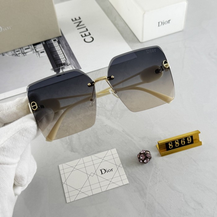 Blue light blocking sunglasses with the box and case ,G25-246-250