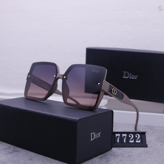 Blue light blocking sunglasses with the box and case ,G25-442-445