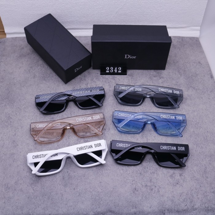 Blue light blocking sunglasses with the box and case ,G25-460-465