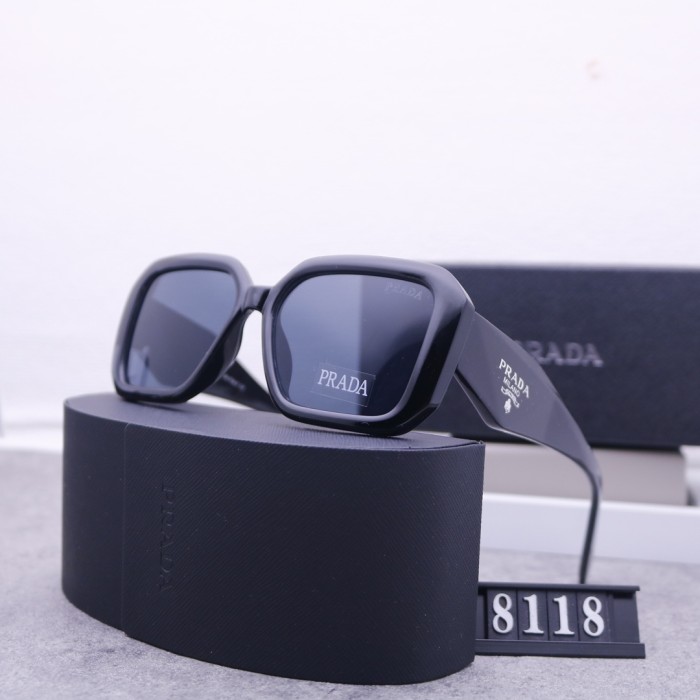 Blue light blocking sunglasses with the box and case ,G25-473-478