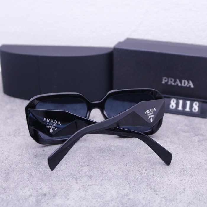 Blue light blocking sunglasses with the box and case ,G25-473-478