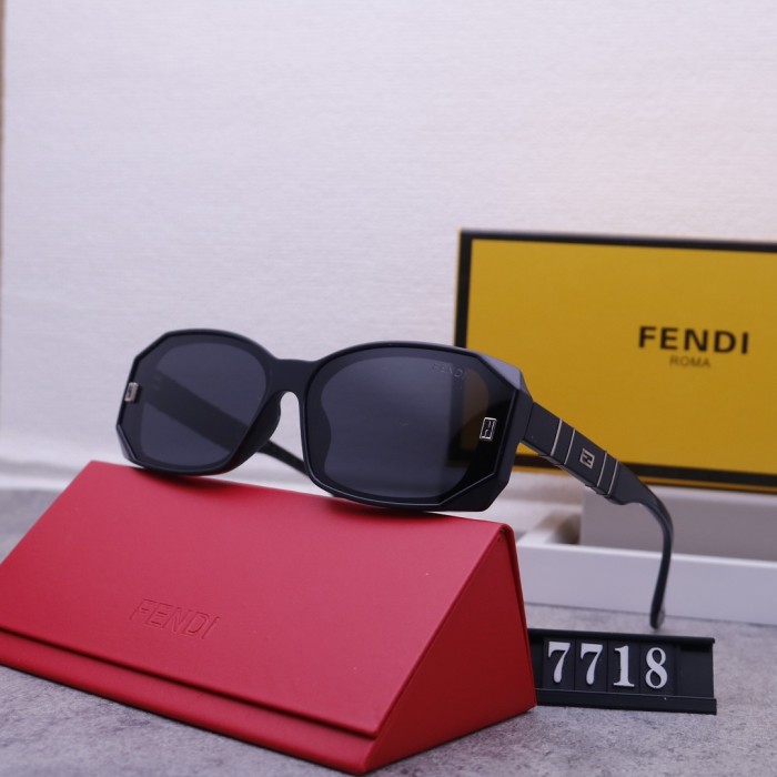 Blue light blocking sunglasses with the box and case ,G25-493-495