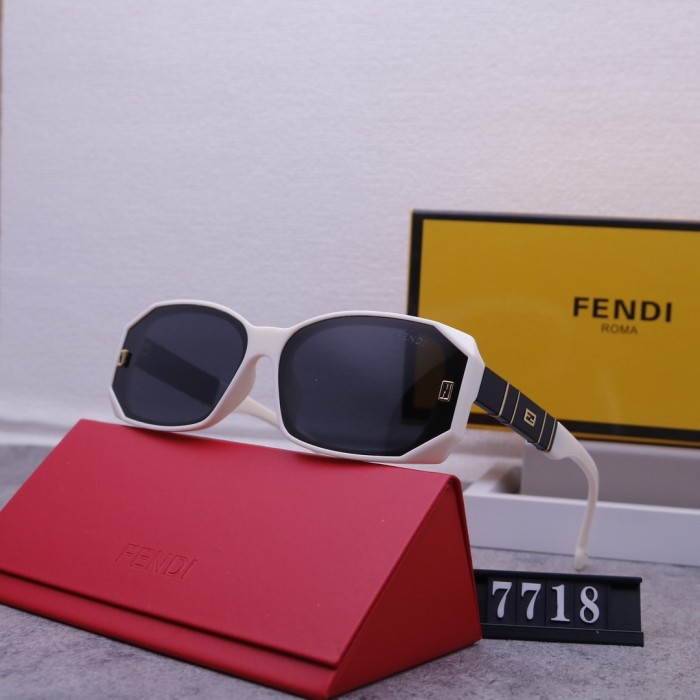 Blue light blocking sunglasses with the box and case ,G25-493-495