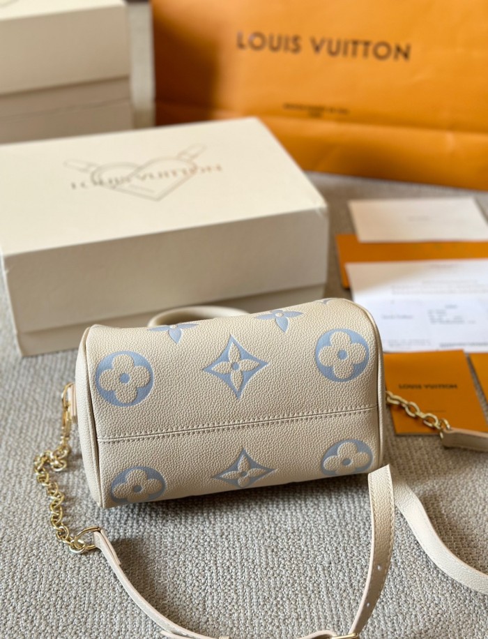 Split leather bag ,AAAA , size 20cm,no box,  B88-1807