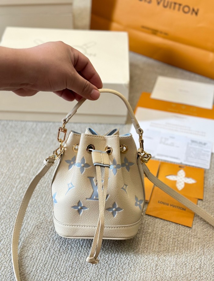Split leather bag ,AAAA , size 13x16cm,no box,  B88-1808