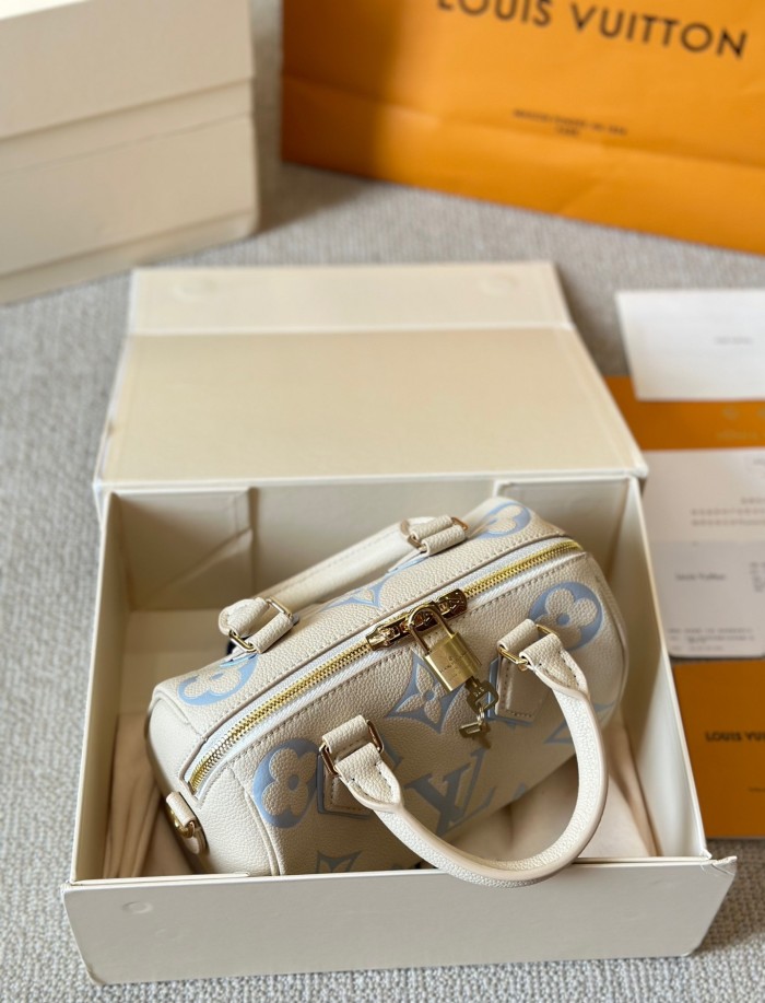 Split leather bag ,AAAA , size 20cm,no box,  B88-1807