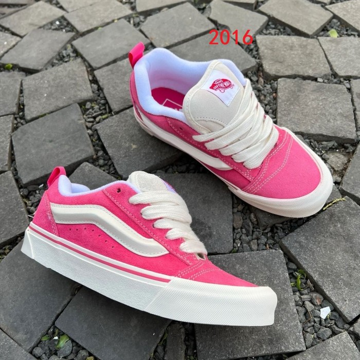 Men's and women's couples casual shoes with box，SS70-2015-2028