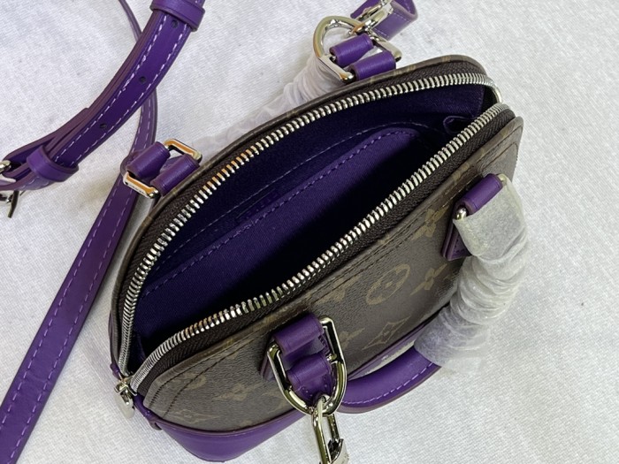 Split leather bag ,AAAA , size 18x12x8cm,no box,  B88-1819