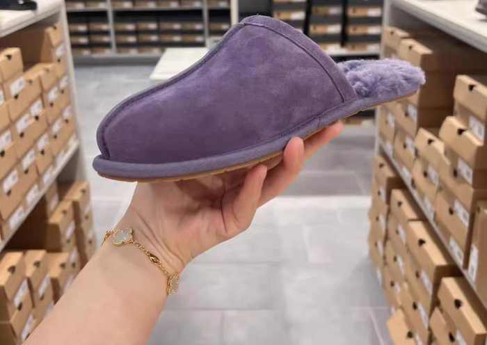 Women flat fur slipper shoes,  size 34-44, with box, SS50-1726-1729