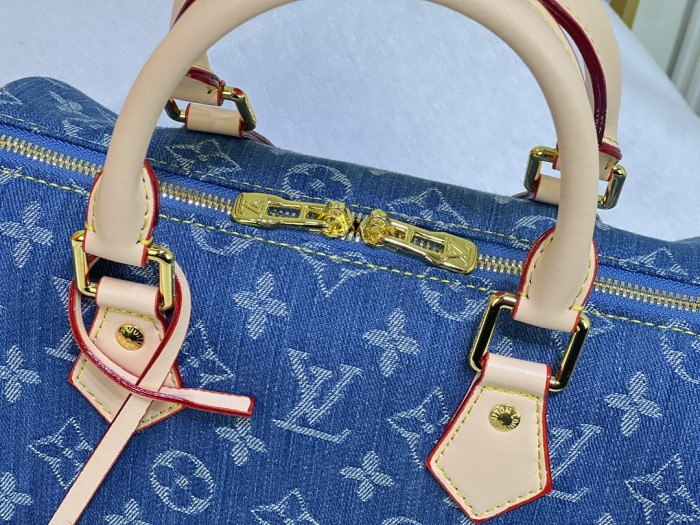 Split leather bag ,AAAA , size 25x19x15cm,no box,  B88-1832