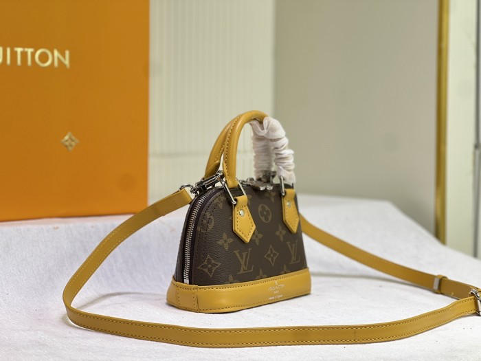 Split leather bag ,AAAA , size 18x12x8cm,no box,  B88-1822
