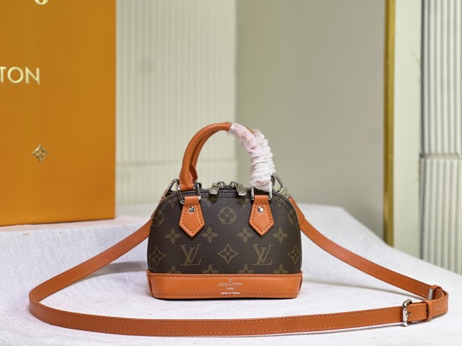 Split leather bag ,AAAA , size 18x12x8cm,no box, B88-1824