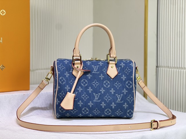 Split leather bag ,AAAA , size 25x19x15cm,no box, B88-1832