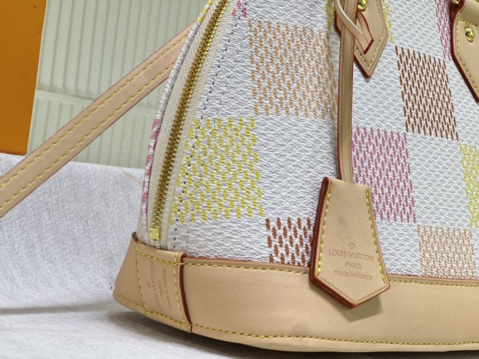 Split leather bag ,AAAA , size 23.5x17.5x11.5cm,no box,  B88-1840