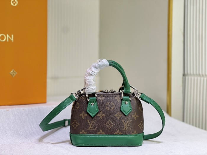 Split leather bag ,AAAA , size 18x12x8cm,no box,  B88-1823