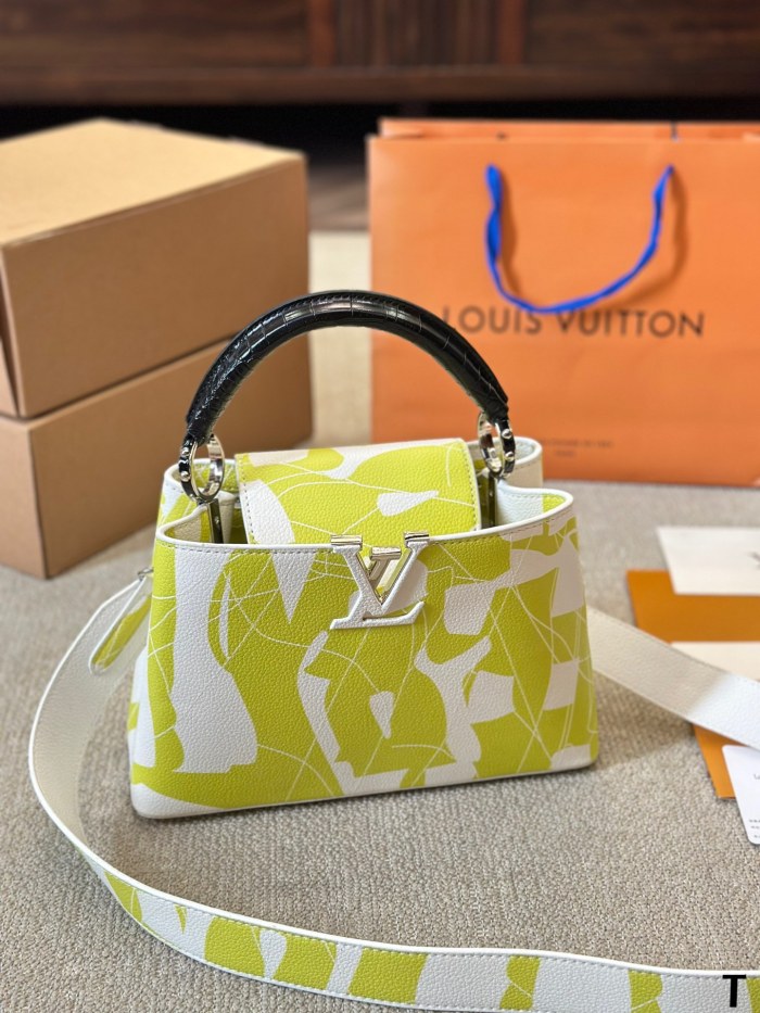 Split leather bag ,AAAA ,size 20x13cm/27x18cm,no box,  B88-1848
