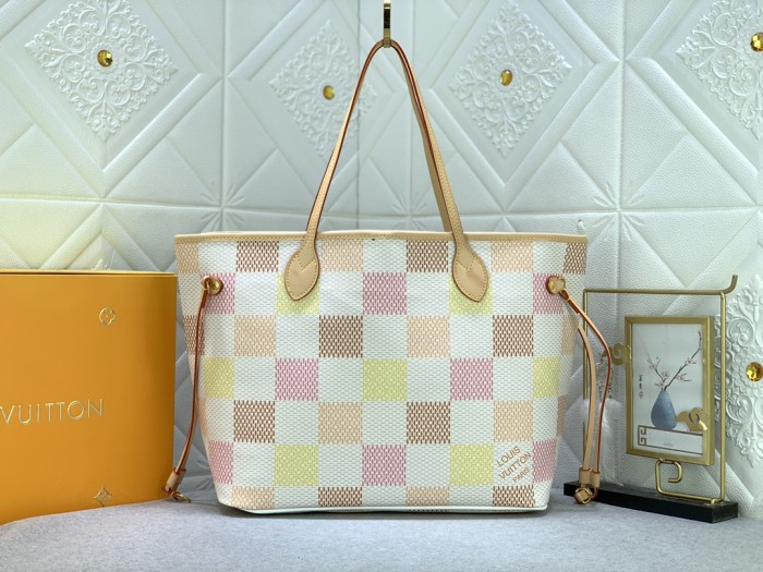 Leather bag ,5A ,size 31x28x14cm,no box,  B110-272