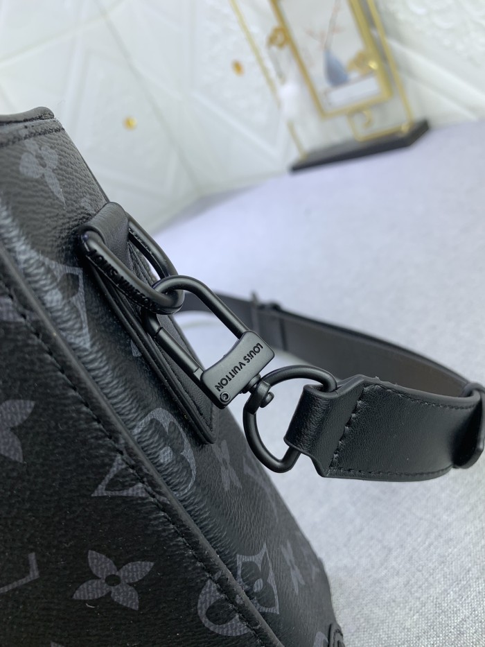 Leather bag ,5A ,size 24x18x5.5cm,no box,  B110-283