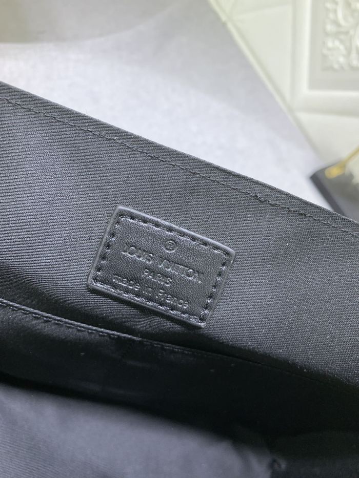Leather bag ,5A ,size 28x24x10cm,no box,  B110-282