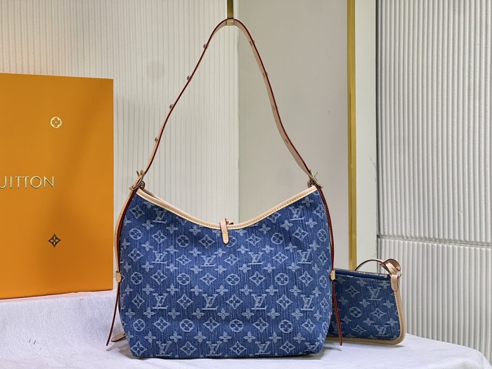 Leather bag ,5A ,size 39x30x15cm,no box,  B110-274