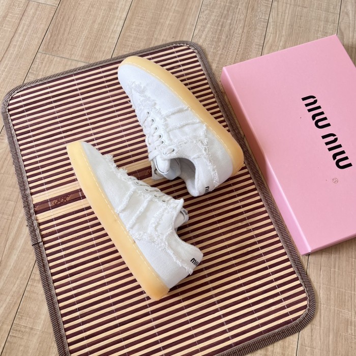 Women flat shoes,  size 35-40, SS60-2588-2591