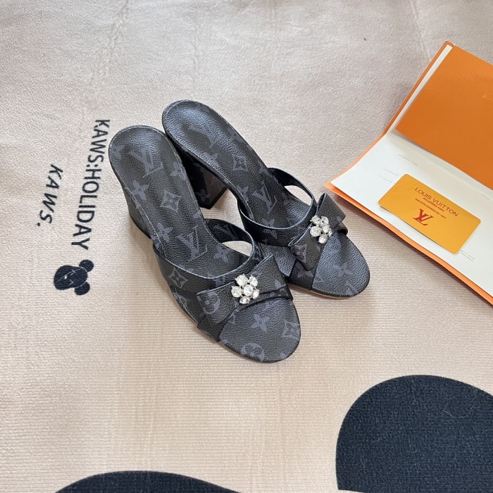 Women heel shoes,heel 7cm,size 35-40, SS60-2647-2649