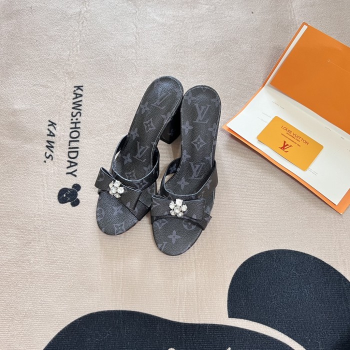 Women heel shoes,heel 7cm,size 35-40, SS60-2647-2649