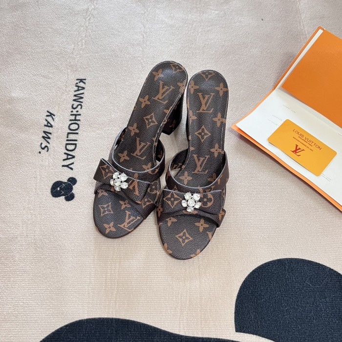 Women heel shoes,heel 7cm,size 35-40, SS60-2647-2649