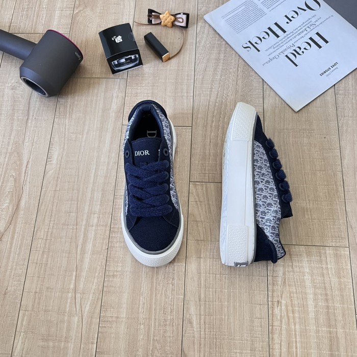 Women runner flat shoes,  size 35-40, SS70-2031-2037