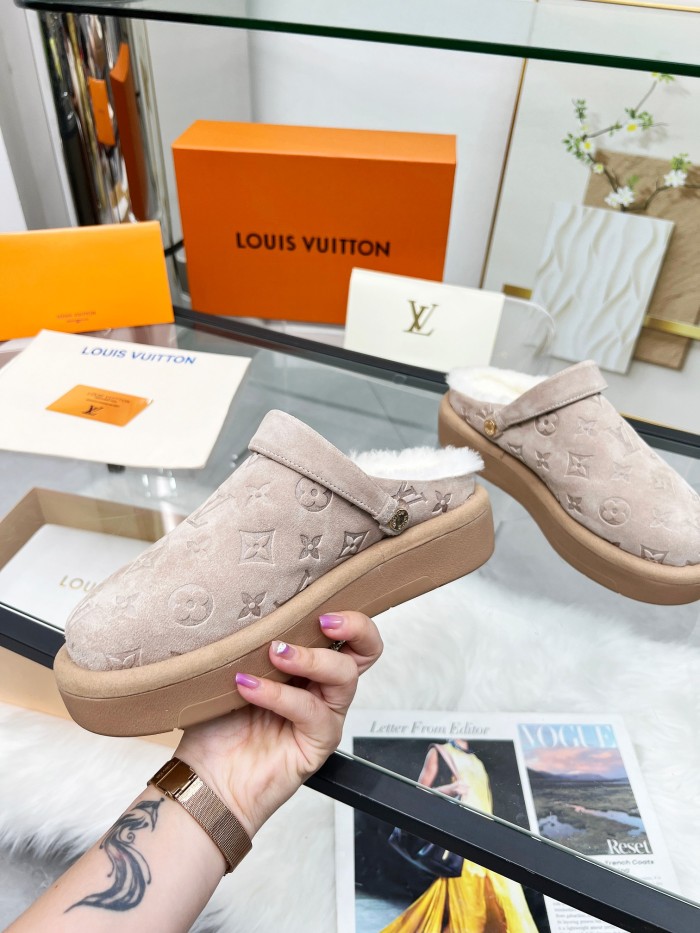 Women flat fur shoes,size 35-41，SS88-735-737